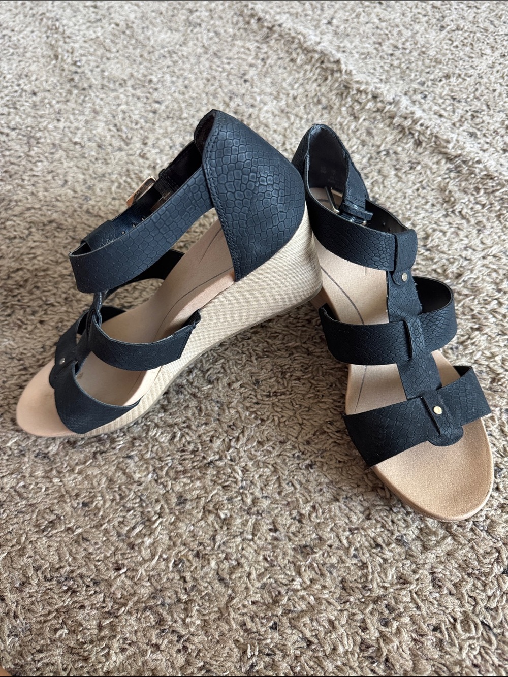 Dr. Scholl's Black Textured Wedge Sandals with Tan Platform